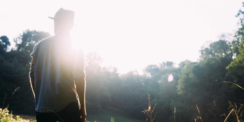 手机充电端口松动或接触不良？别急着换手机！专业修复与更换指南