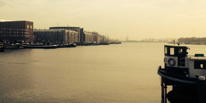 手机维修与回收全指南：电池更换、二手回收与数码循环经济