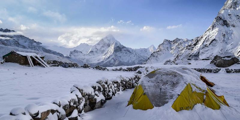 手机维修成本太高？官方、第三方与自行更换屏幕的利弊全解析 | 附二手手机回收指南